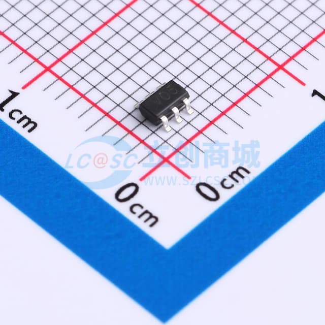 V05，4路单向+带VBUS防护ESD静电防护器件，20kV，CJ：0.6pF；HDMI/USB/RJ45高速接口通讯防护实物图