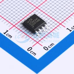 3.3V 四路 IO 串行闪存缩略图