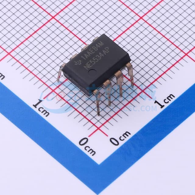 Op Amps-Comparators 【插件】实物图