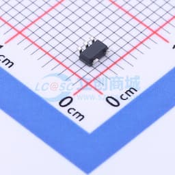具有使能功能的 100mA、10V、低 IQ、低压降稳压器缩略图