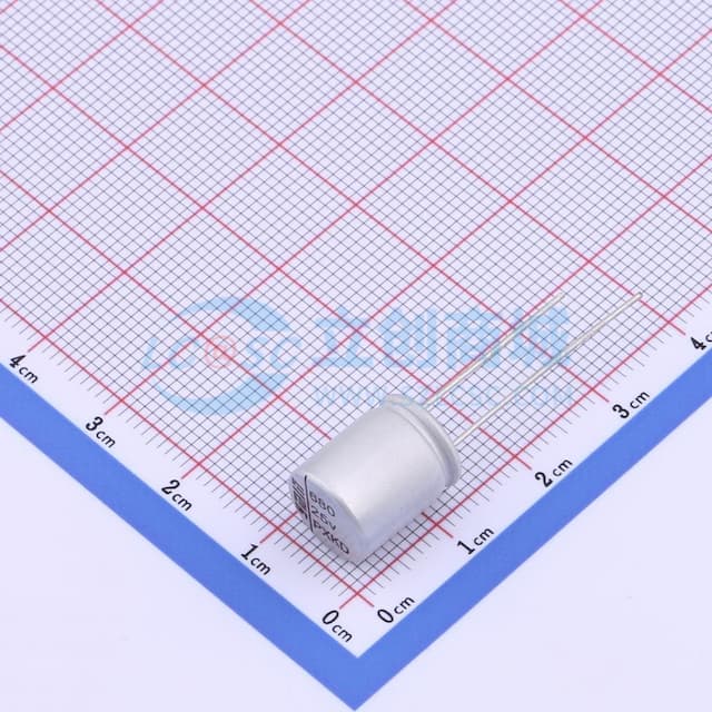 680uF ±20% 25V实物图