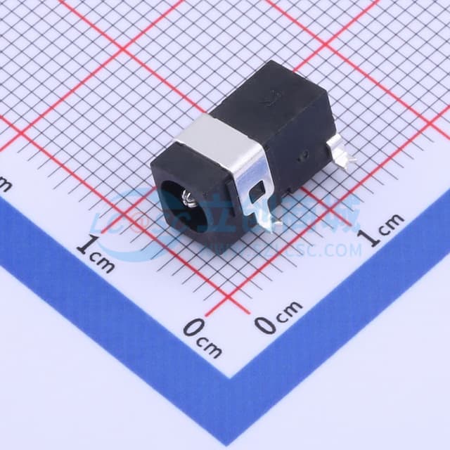 DC电源插座 内径:1.6mm 外径:4.4mm实物图