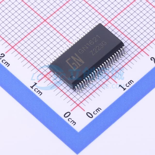 电压2.4V~5.5V 配置32x4bit的LCD驱动实物图