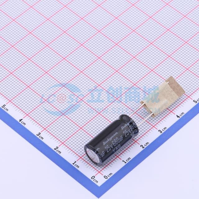 680uF ±20% 25V实物图