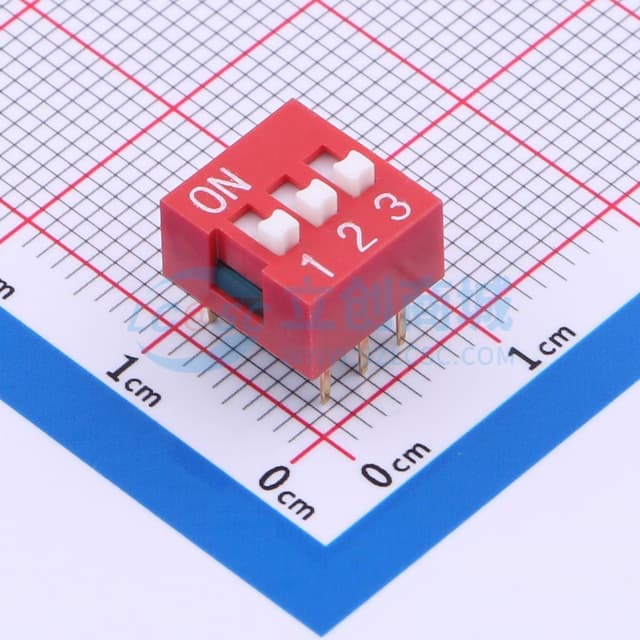 2.54mm 宽体红色3位插件拨码开关实物图