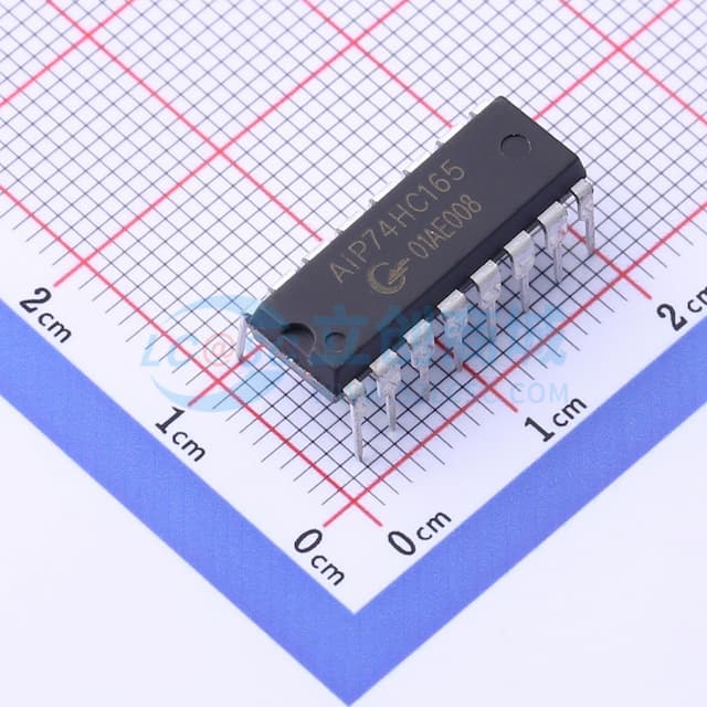 8位并行输入、串行输出移位寄存器实物图