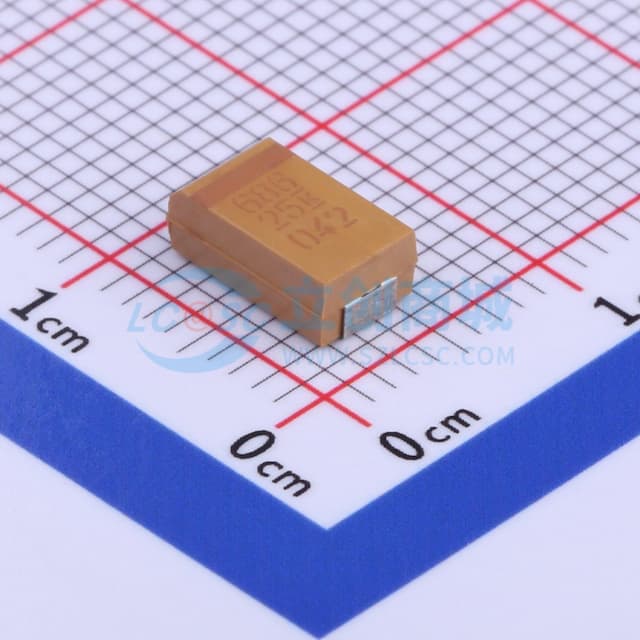 68uF ±10% 25V实物图