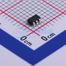 具有反向电流保护功能的汽车类 150mA、30V、超低 IQ、低压降稳压器缩略图