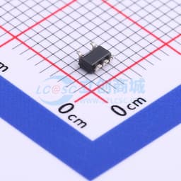具有使能功能的 1A、低 IQ、高精度、低压降稳压器缩略图