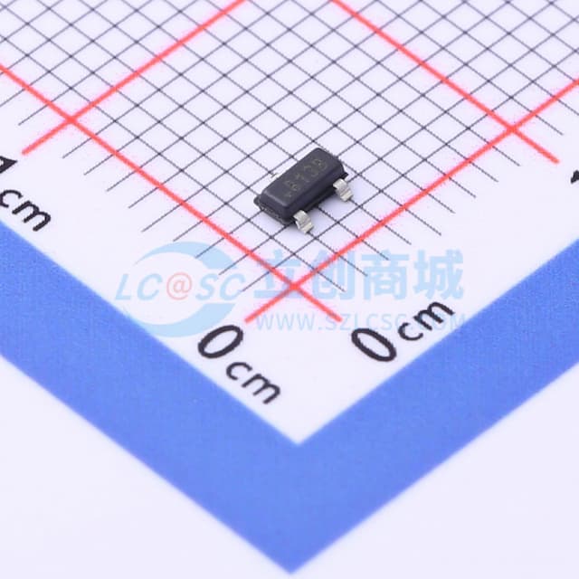 5V、经济型复位芯片，带有手动复位按钮实物图