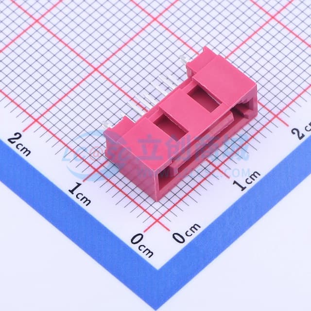 红色 SATA 7针连接器机械和电气性能实物图
