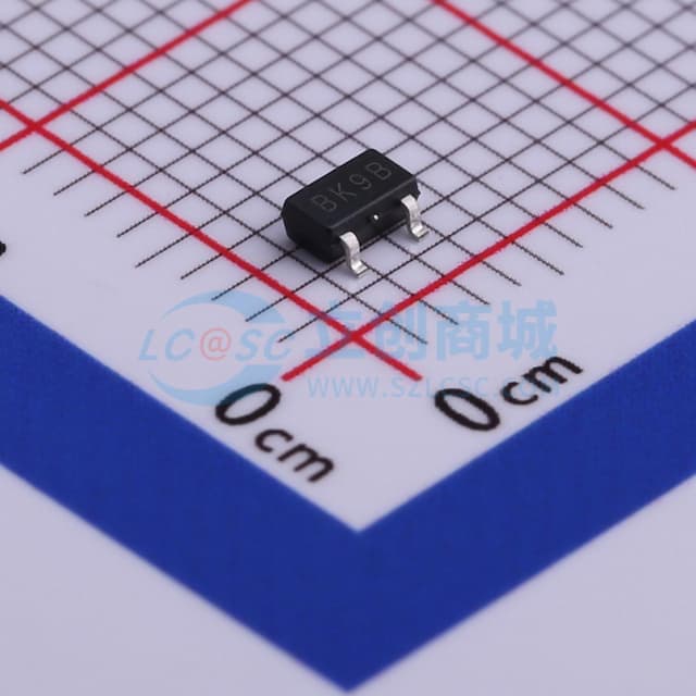 停产 输入5.5V 输出2.8V实物图
