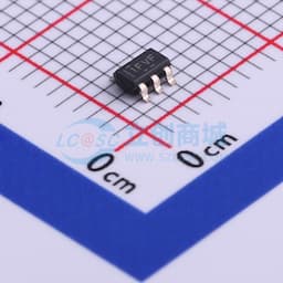 具有使能功能的 500mA、高 PSRR、低 IQ、低压降稳压器缩略图