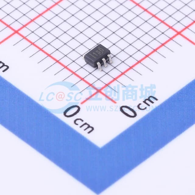 汽车类、26V、双向、零漂移、低侧或高侧电压输出、电流分流监视器实物图