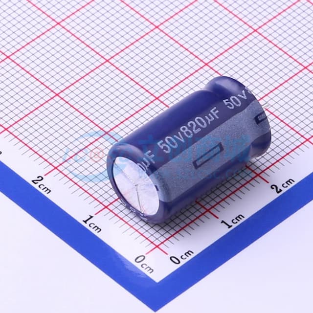 820uF ±20% 【插件】实物图