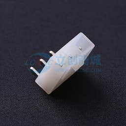 白色半透明 1x3P 间距:4.2mm 弯插【插件】缩略图