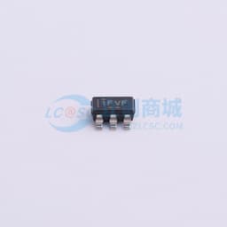 具有使能功能的 500mA、高 PSRR、低 IQ、低压降稳压器缩略图