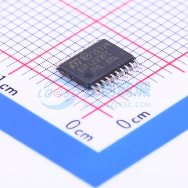 汽车级8位MCU，具有8 KB Flash、LIN、16 MHz CPU和集成EEPROM实物图