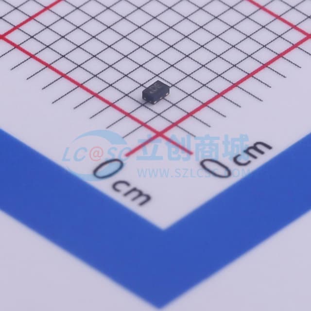 用于LTE低频段的高增益低噪声放大器 停产实物图