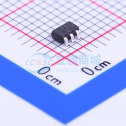 具有使能功能的汽车类 100mA、10V、低 IQ、低压降稳压器缩略图