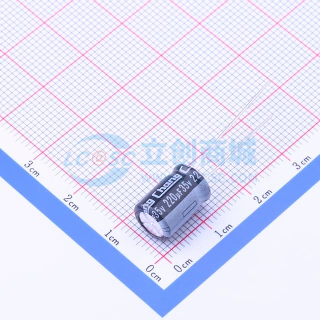 220uF ±20% 35V 【插件】实物图