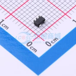 具有主动输出放电和使能功能的 150mA、低压降稳压器缩略图
