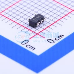 具有使能功能的 250mA、10V、低压降稳压器缩略图