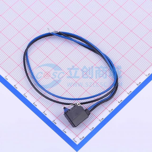 小型密封微动开关 单刀单掷,常开 带右柱实物图