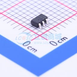具有使能功能的 100mA、低噪声、低压降稳压器缩略图