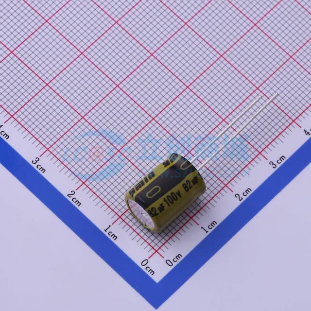 82uF ±20% 100V 【引线】实物图