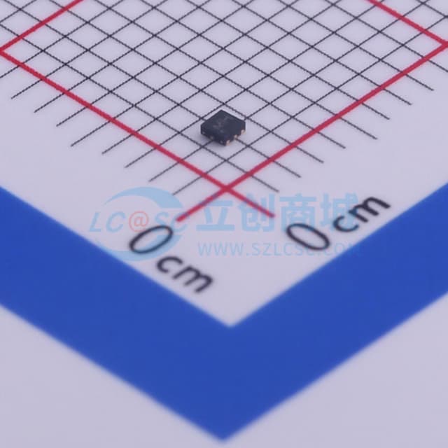 0.5~6.0GHz单刀双掷射频开关实物图