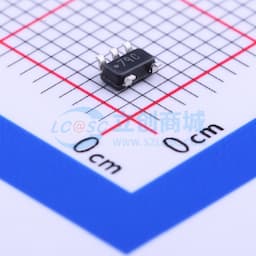 具有旁路和使能功能的 150mA、低压降稳压器缩略图