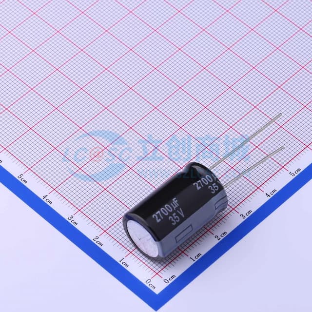 2700uF ±20% 35V 【插件】实物图