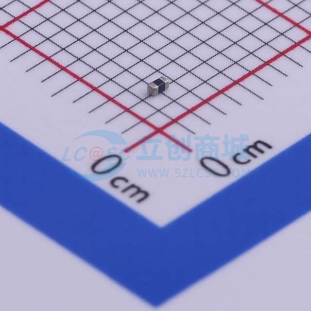 钳位电压52V 0.02焦耳 0402压敏电阻实物图