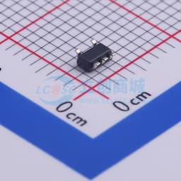 具有使能功能的 300mA、低 IQ、低压降无电容稳压器缩略图