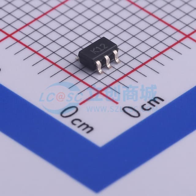 微功耗（10uA）轨到轨输入/输出5V CMOS单路运算放大器，GBP = 120kHz实物图