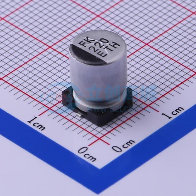 220uF ±20% 25V实物图