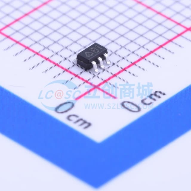 停产 单路低电压轨到轨输出运算放大器实物图