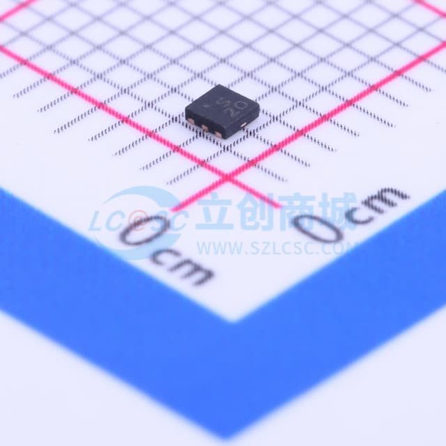 0.1至6.0GHzGaAsSPDT射频开关实物图