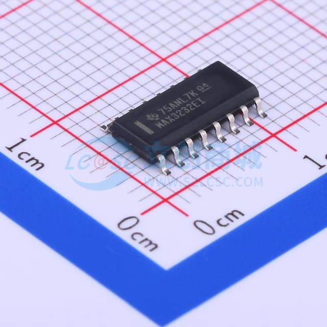 MAX3232EID实物图