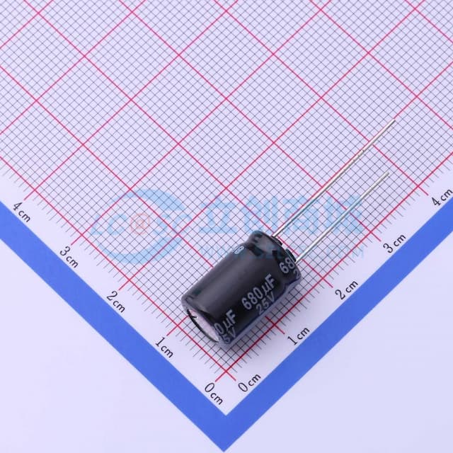 680uF ±20% 25V 【引线】实物图