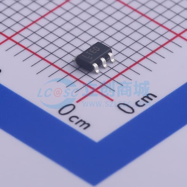采用 5 引脚 SOT-23 封装的 1.4MHz、单节电池 DC/DC 转换器实物图