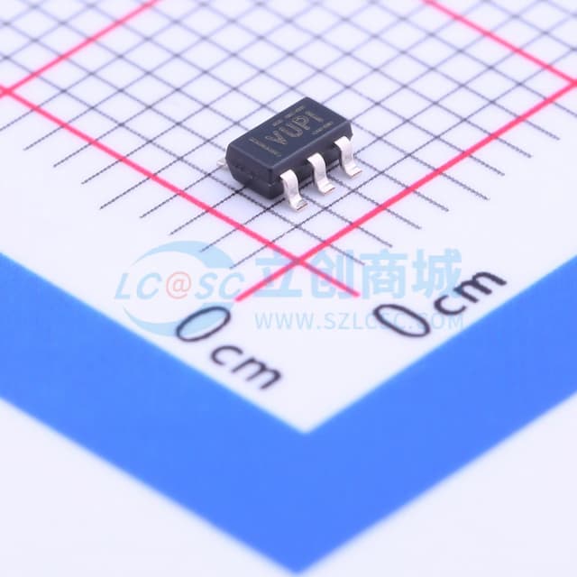 具有主动输出放电和使能功能的 150mA、低压降无电容稳压器实物图