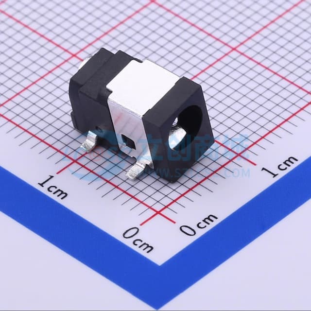 DC电源插座 内径:1.3mm 外径:4.2mm实物图