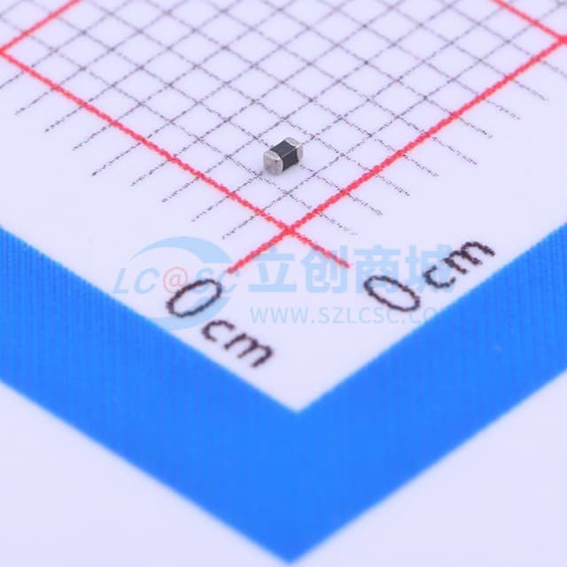 钳位电压40V 0.02焦耳 0402压敏电阻实物图