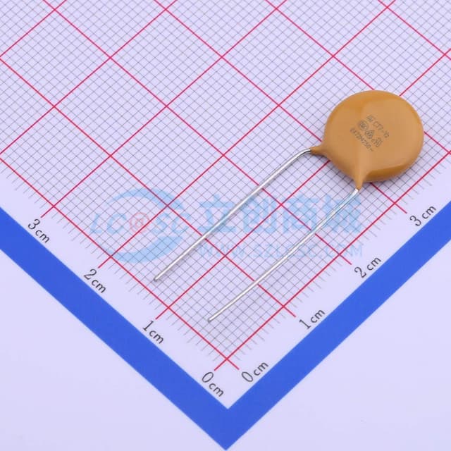 4.7nF ±20% 250V 等级:Y2 【安规】实物图