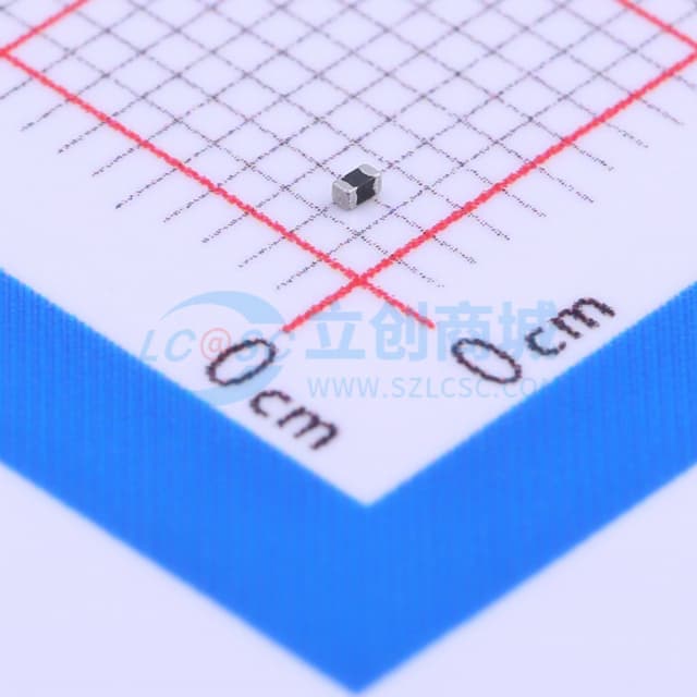 钳位电压40V 0.005焦耳 0402压敏电阻实物图