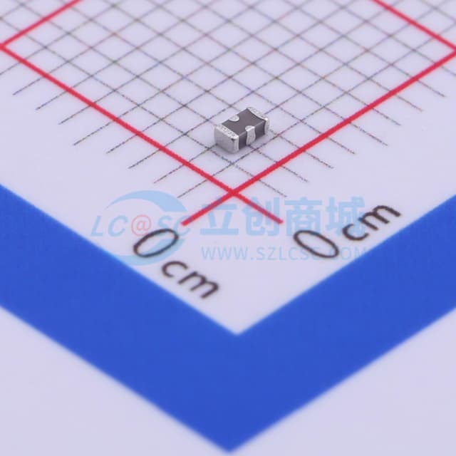 100pF(101) ±20% 50V实物图