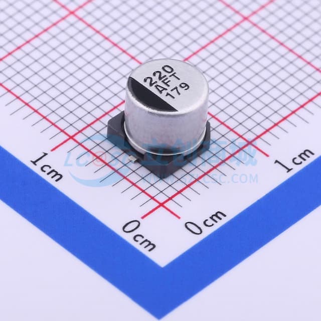 220uF ±20% 10V实物图