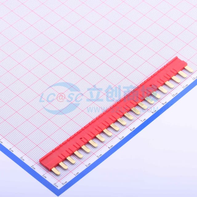 红色 继电器插座实物图